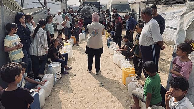 GAZA_ENTREGA AGUA 5.jpg